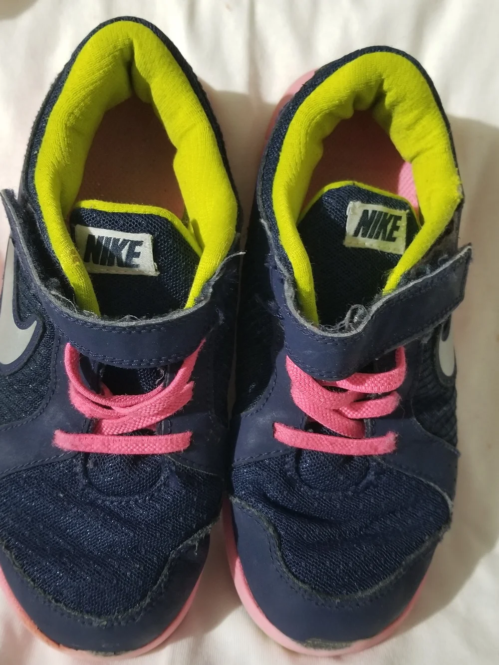 Nike Kid's 1Y Navy Blue Sneakers with Pink Laces and Soles & Lime Green Interior